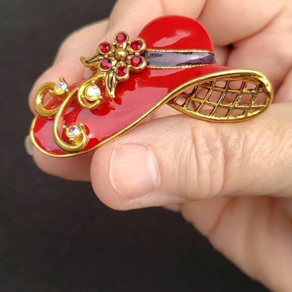 Vintage Jewelry - Vintage 2004 Avon Red Hat Society Fancy Hat Pin in Original Box